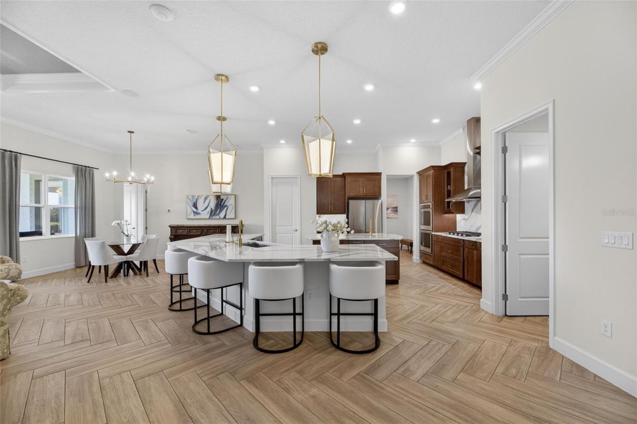 914 Signet Drive , Apollo Beach, FL 33572 Photo