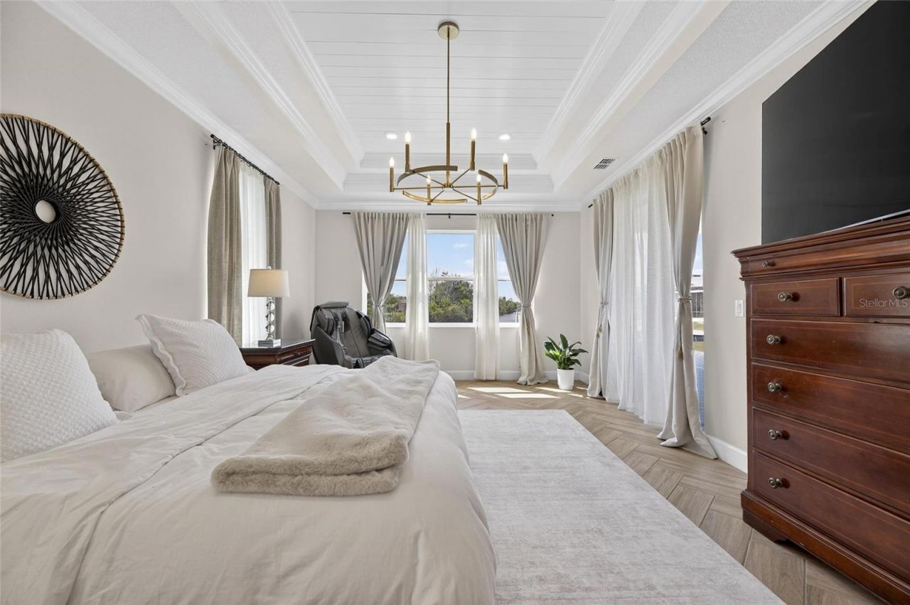 914 Signet Drive , Apollo Beach, FL 33572 Photo