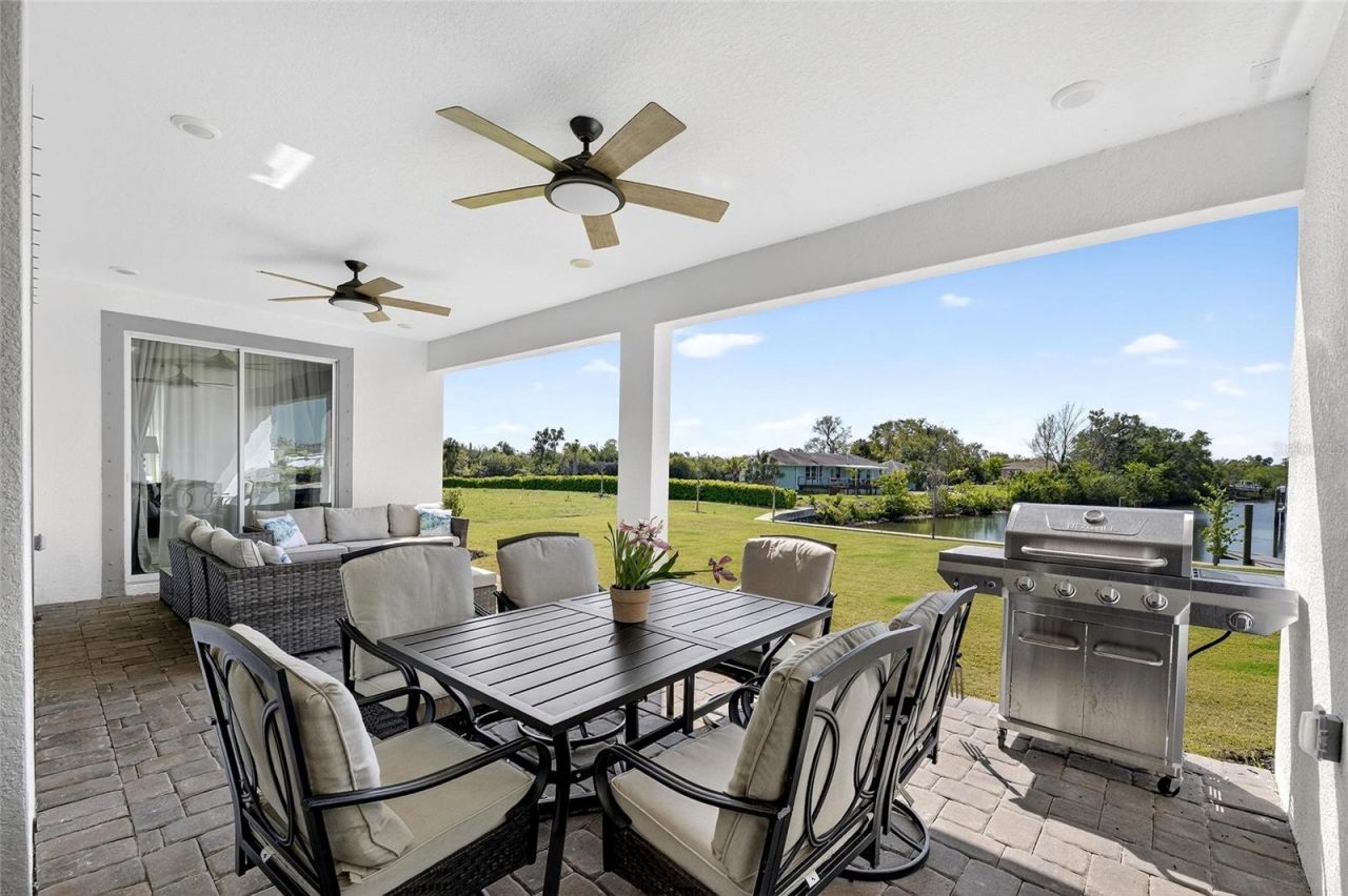 914 Signet Drive , Apollo Beach, FL 33572 Photo