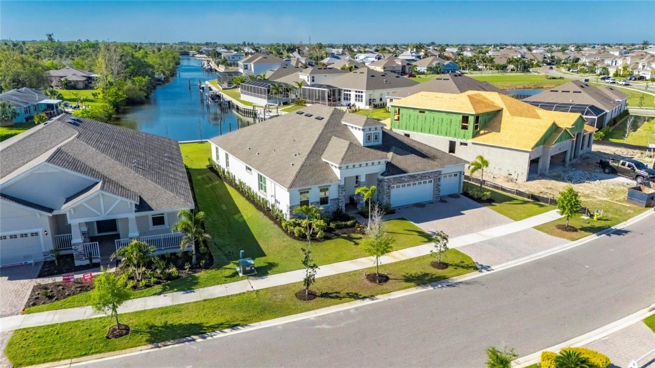 914 Signet Drive , Apollo Beach, FL 33572 Photo