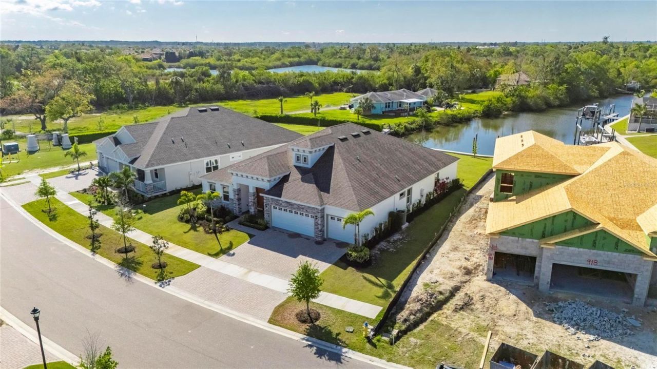 914 Signet Drive , Apollo Beach, FL 33572 Photo