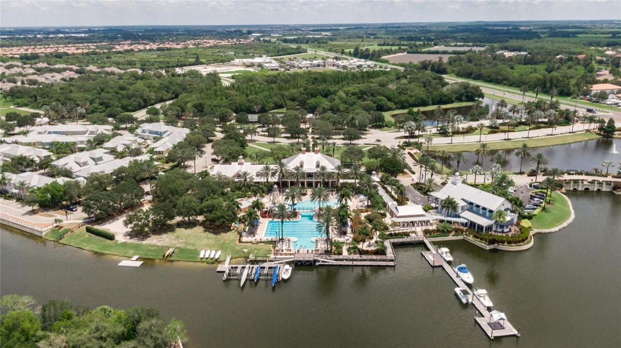 914 Signet Drive , Apollo Beach, FL 33572 Photo