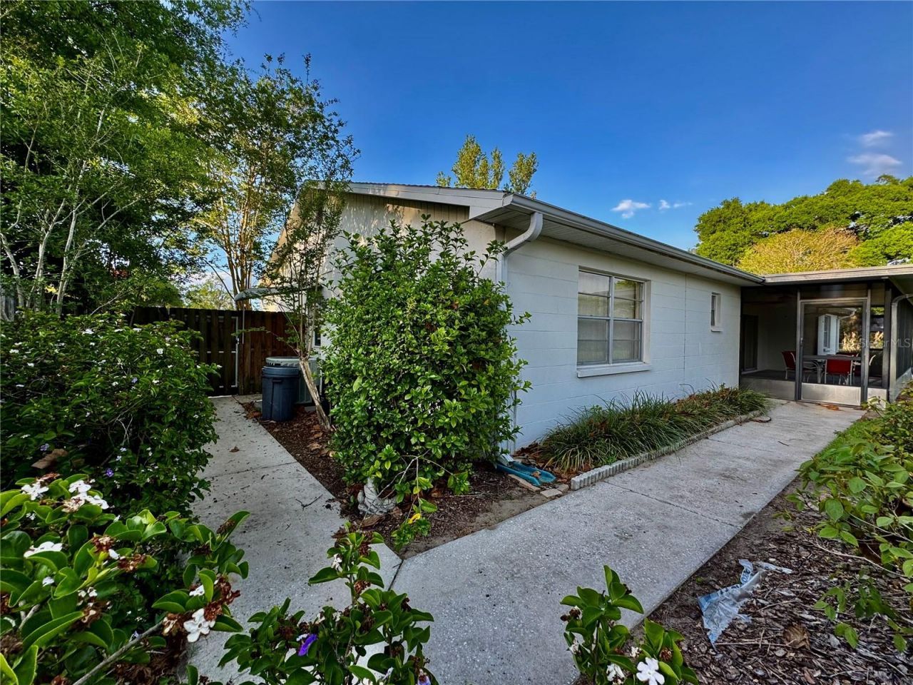 1709 Sakura Drive , Valrico, FL 33596 Photo