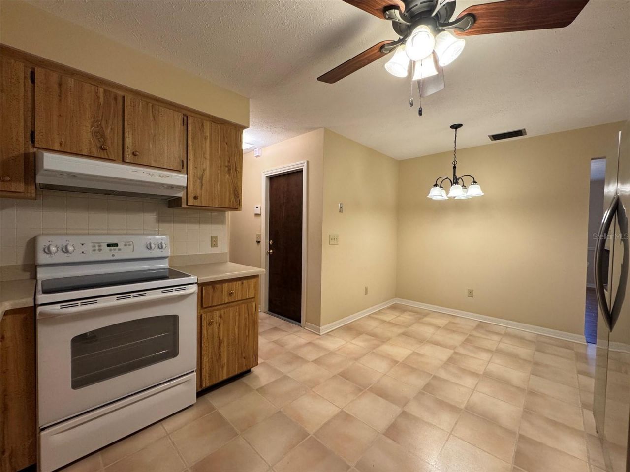 1709 Sakura Drive , Valrico, FL 33596 Photo