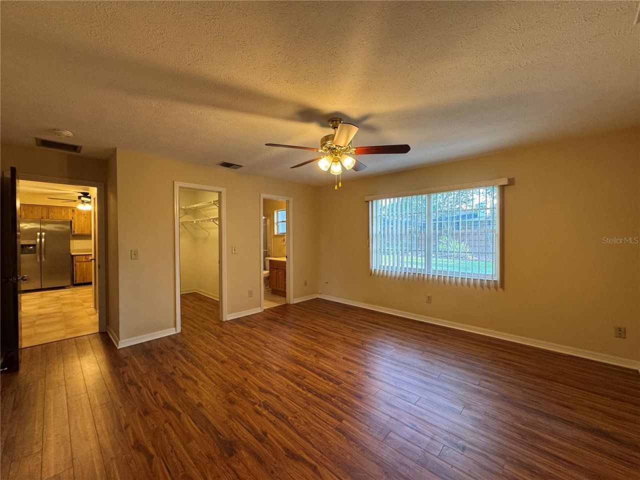 1709 Sakura Drive , Valrico, FL 33596 Photo