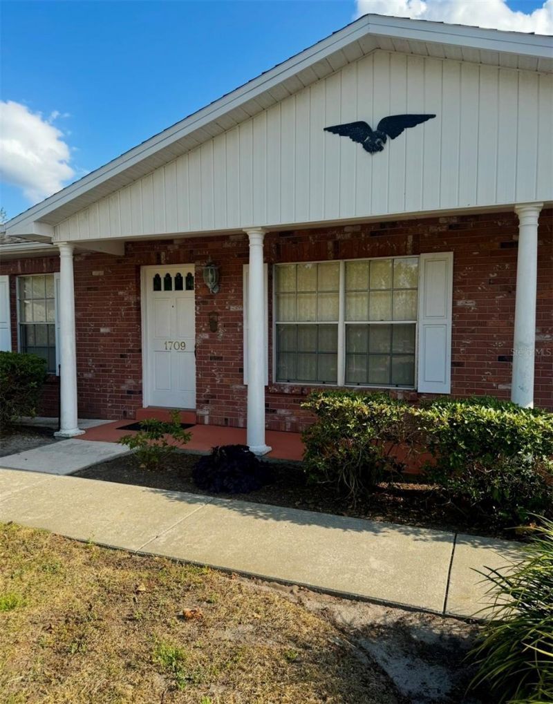 1709 Sakura Drive , Valrico, FL 33596 Photo