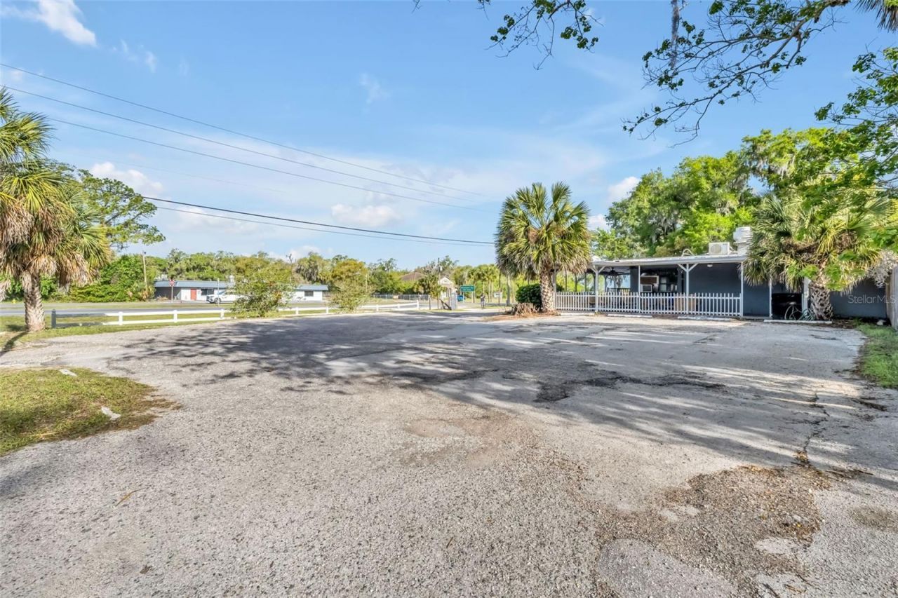 2200 N Volusia Avenue, Orange City, FL 32763 Photo