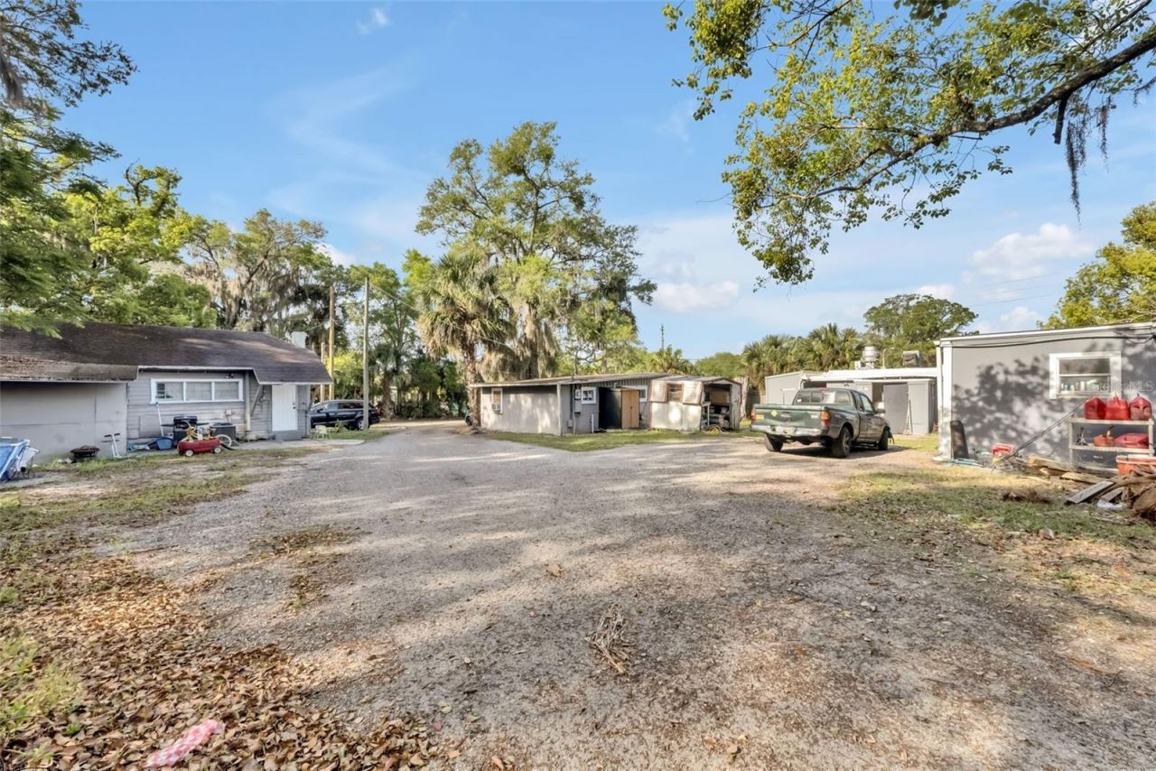 2200 N Volusia Avenue, Orange City, FL 32763 Photo