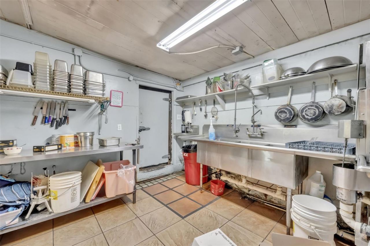 2200 N Volusia Avenue , Orange City, FL 32763 Photo