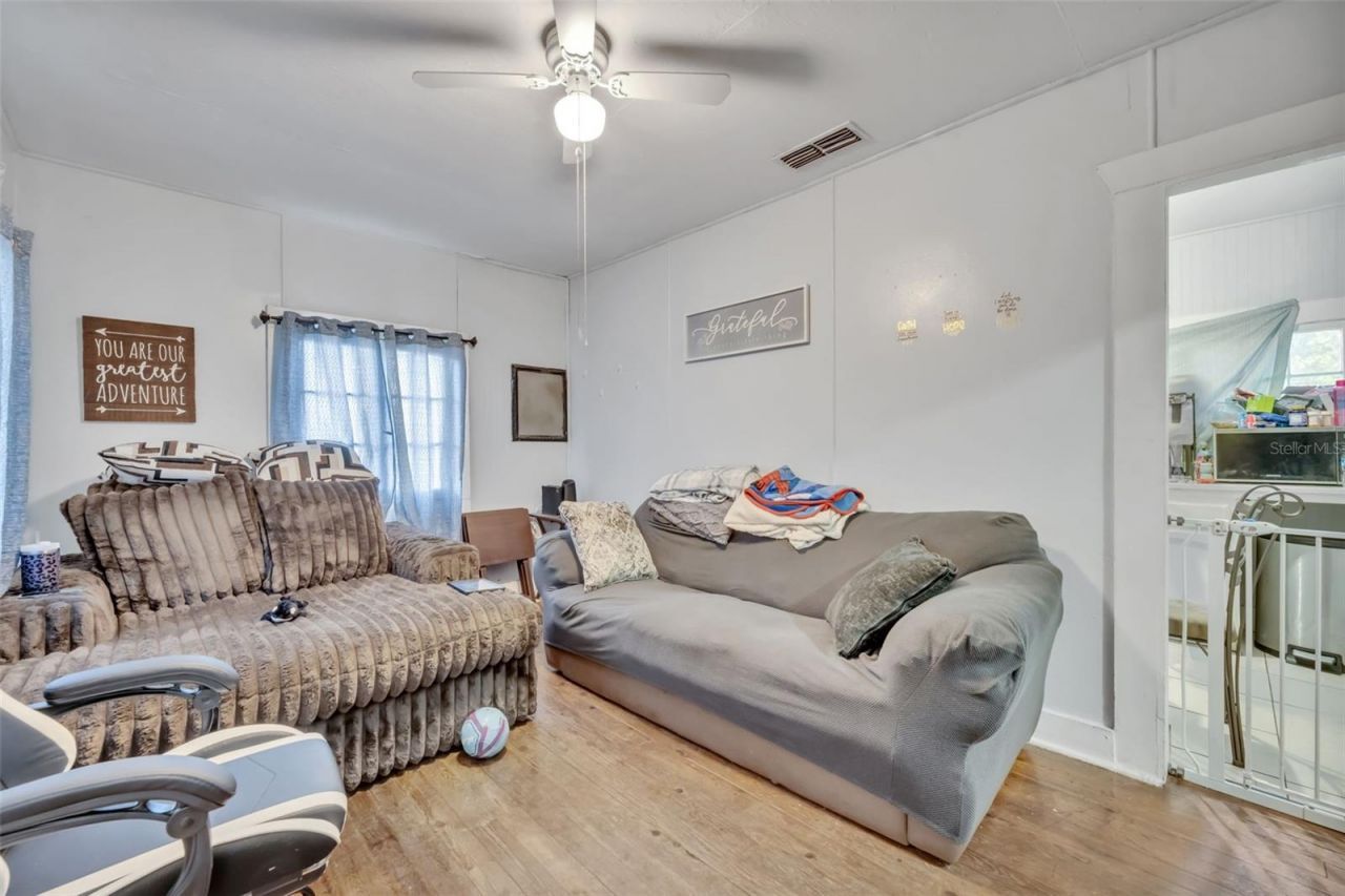 2200 N Volusia Avenue , Orange City, FL 32763 Photo