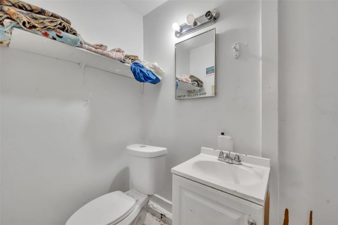 2200 N Volusia Avenue , Orange City, FL 32763 Photo