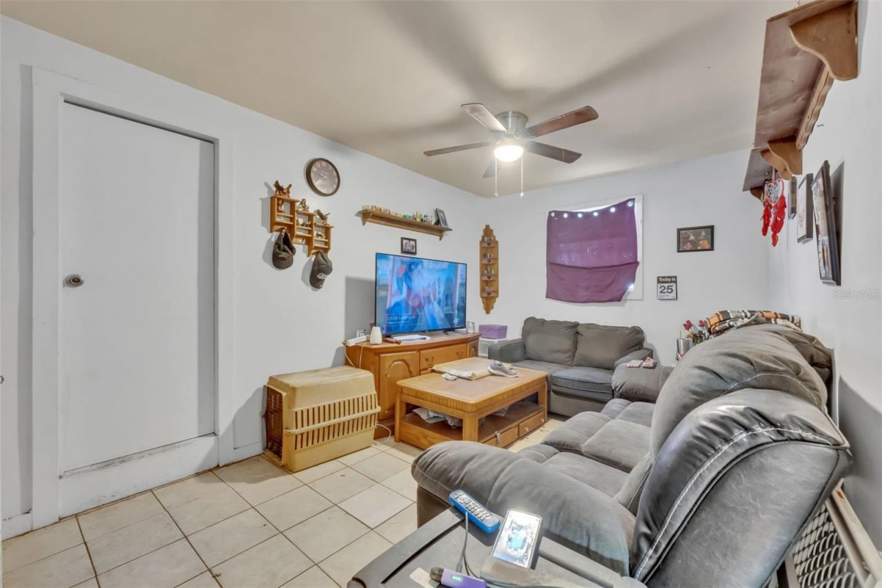 2200 N Volusia Avenue , Orange City, FL 32763 Photo