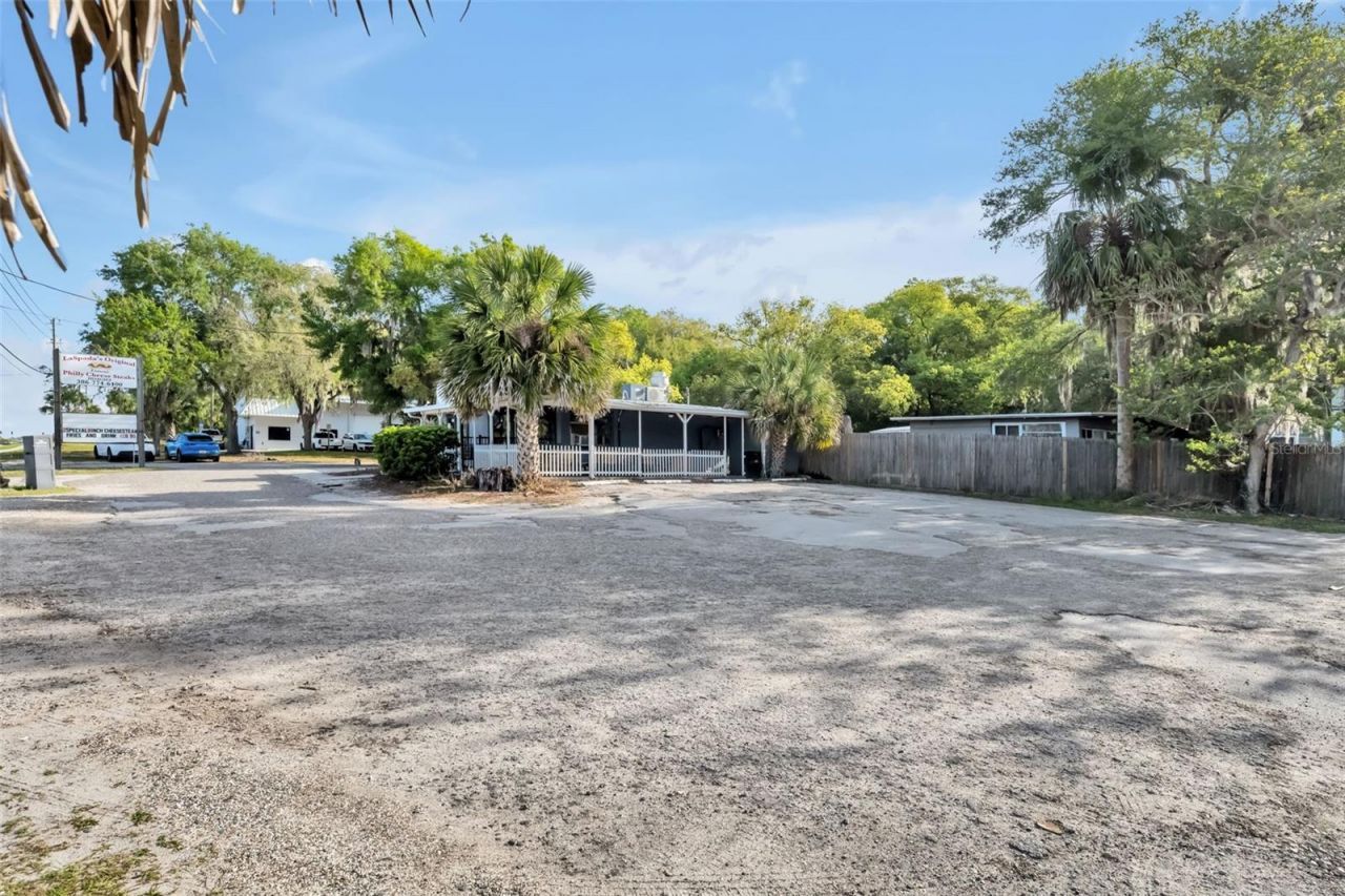 2200 N Volusia Avenue , Orange City, FL 32763 Photo