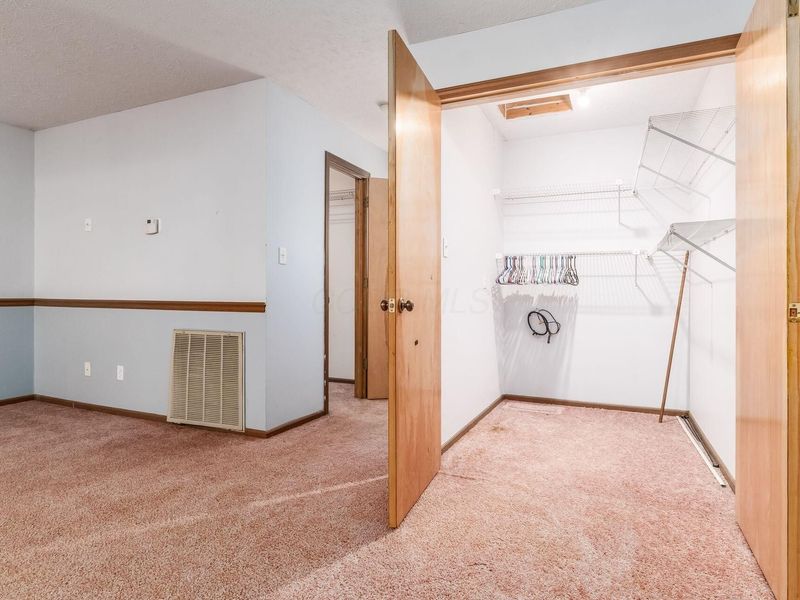 4849 Hillcrest Street S, Hilliard, OH 43026 Photo 36