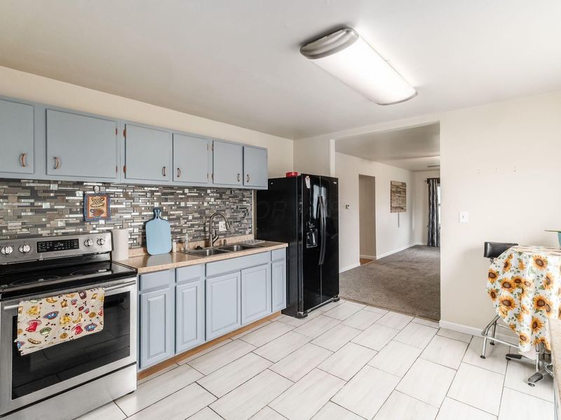 4849 Hillcrest Street S, Hilliard, OH 43026 Photo 9