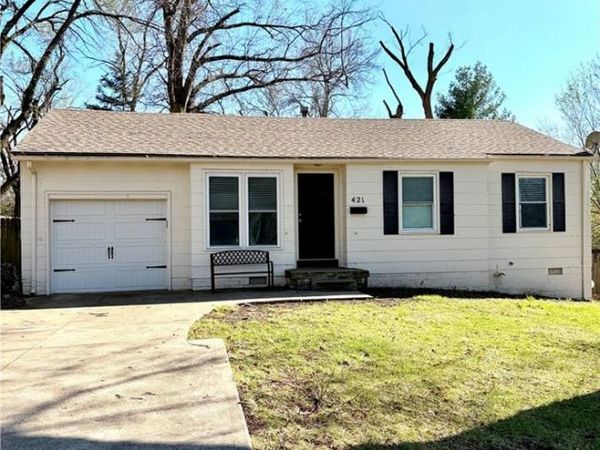421 W 88 Street, Kansas City, MO 64114