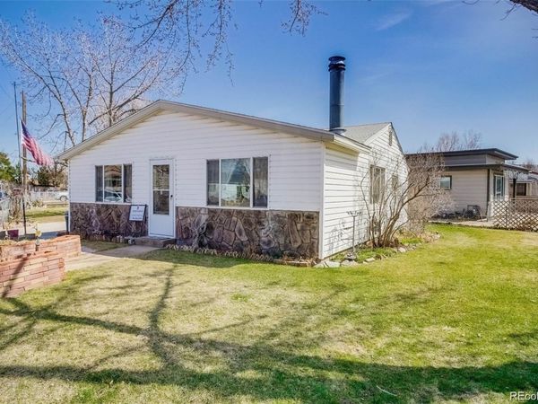 6750 Clermont Street , Commerce City, CO 80022