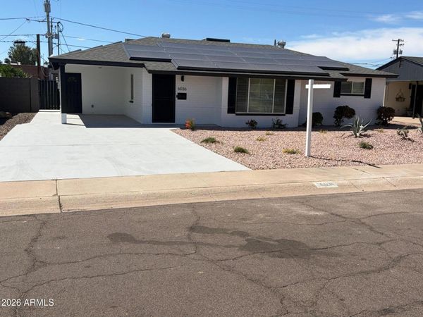 6036 N 8TH Street, Phoenix, AZ 85014