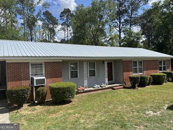 250 Hereford Circle, Swainsboro, GA 30401