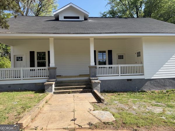 707 E 7th Street, West Point, GA 31833