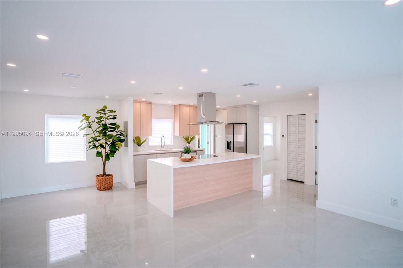 16050 NW 27th Ct , Miami Gardens, FL 33054 Photo