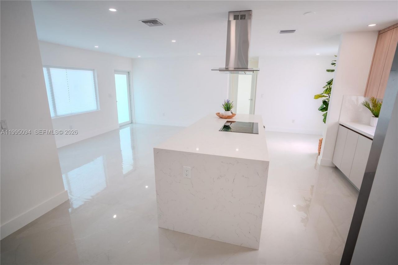 16050 NW 27th Ct , Miami Gardens, FL 33054 Photo