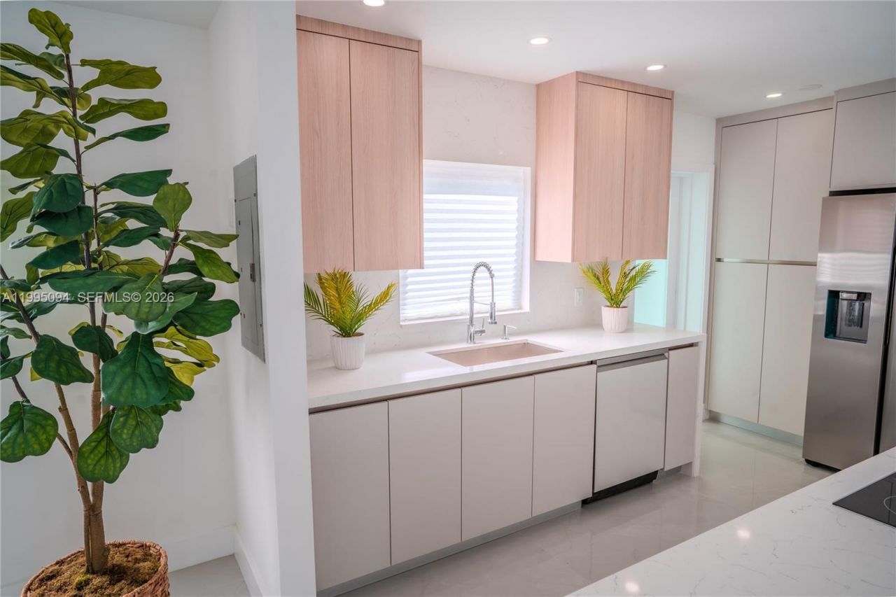 16050 NW 27th Ct , Miami Gardens, FL 33054 Photo