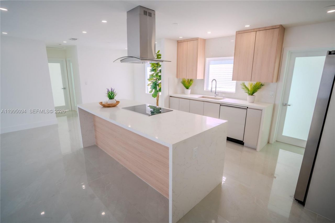 16050 NW 27th Ct , Miami Gardens, FL 33054 Photo