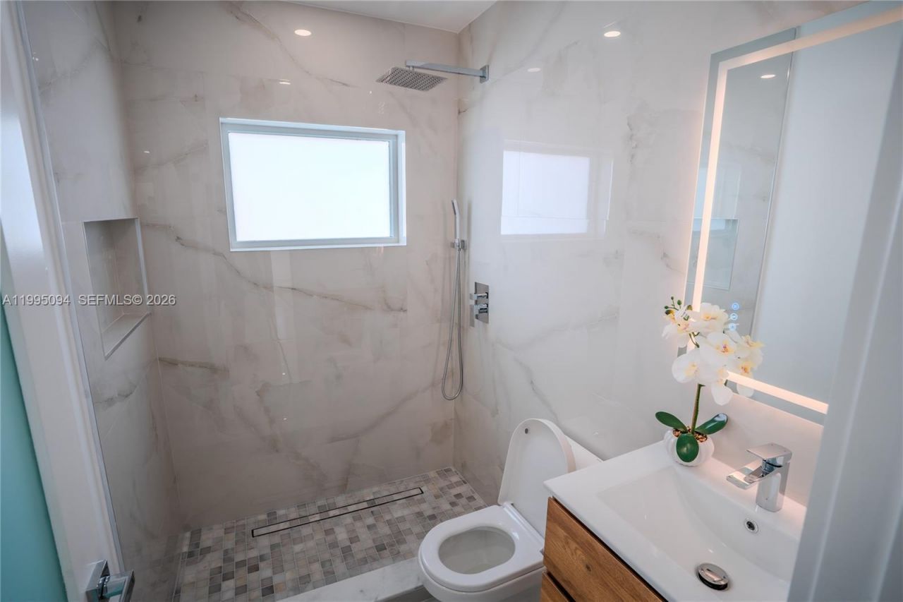 16050 NW 27th Ct , Miami Gardens, FL 33054 Photo