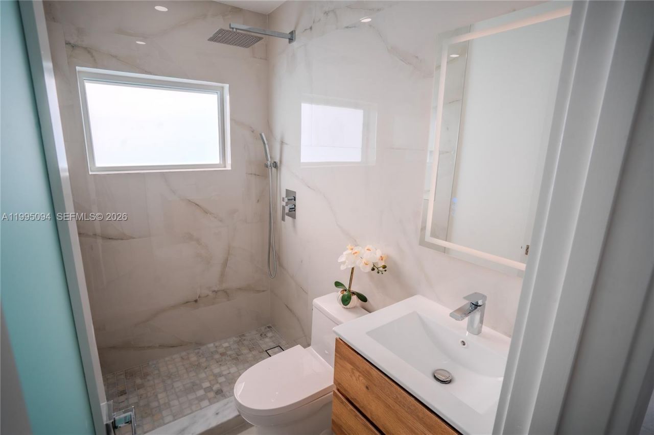 16050 NW 27th Ct , Miami Gardens, FL 33054 Photo