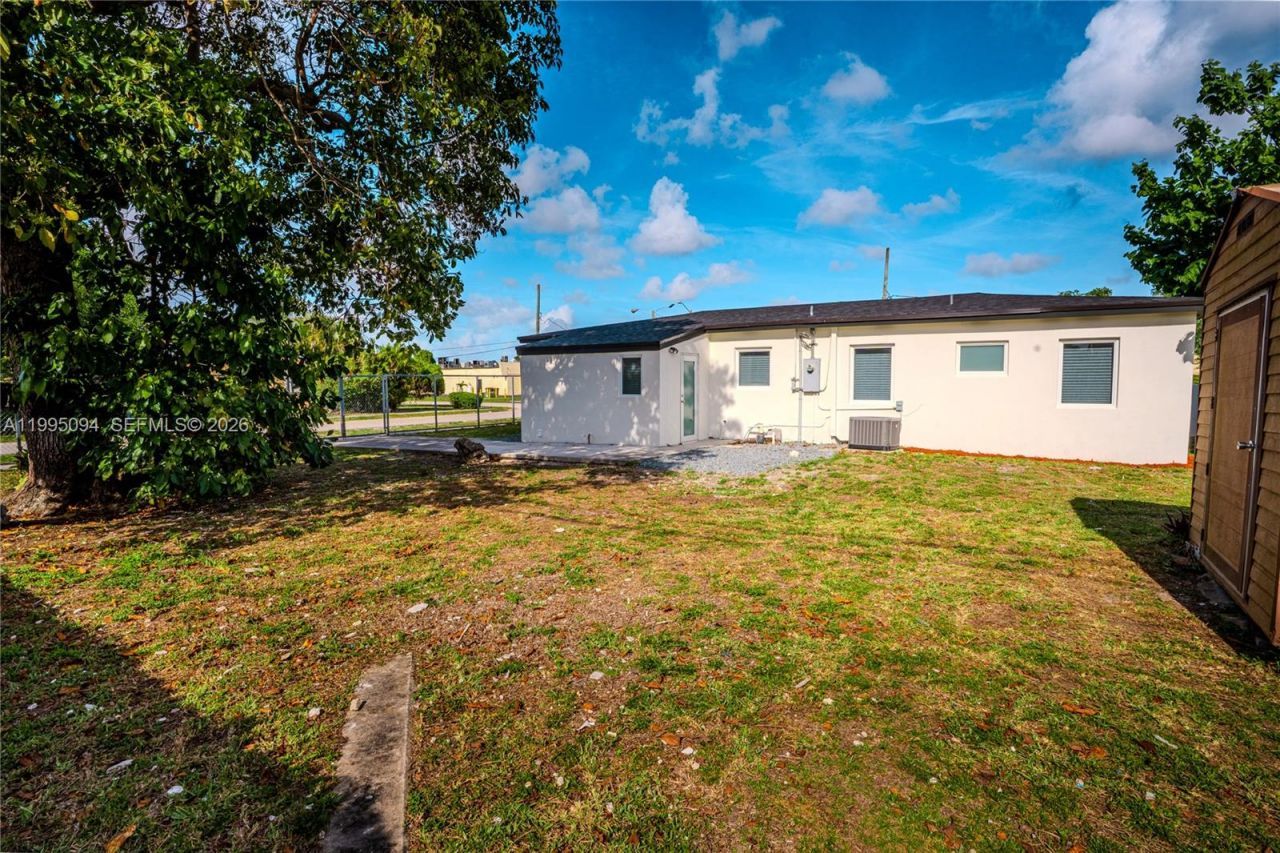 16050 NW 27th Ct , Miami Gardens, FL 33054 Photo