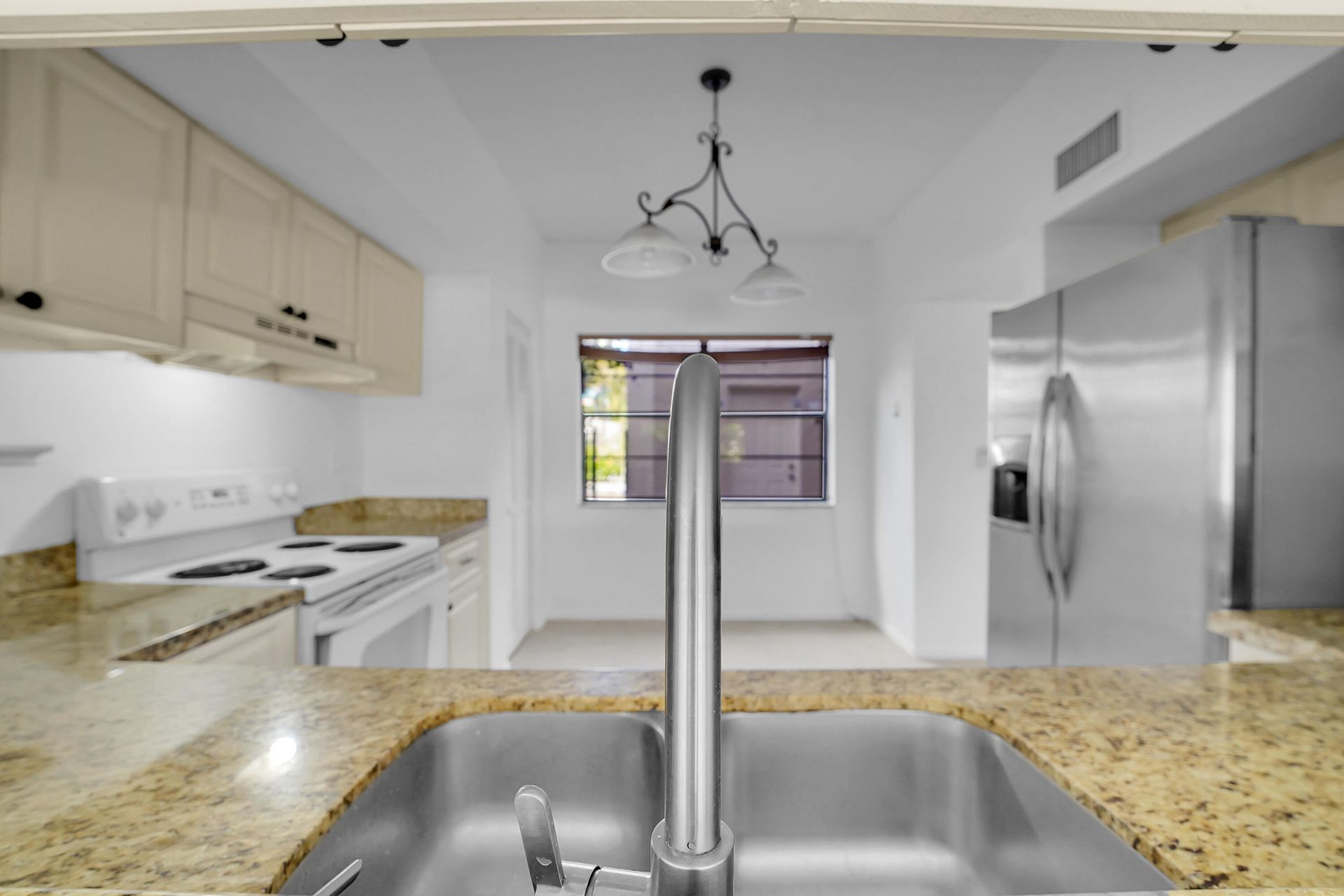 6654 Villa Sonrisa Drive, Unit 412, Boca Raton, FL 33433 Photo