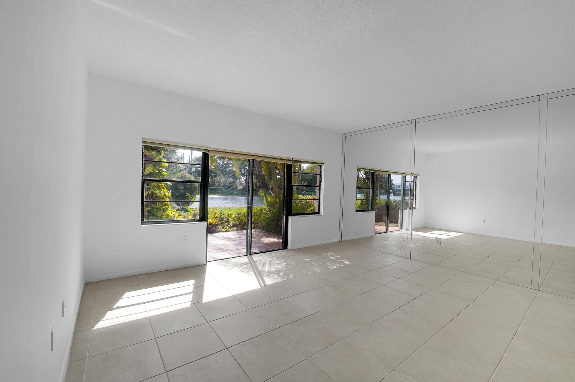6654 Villa Sonrisa Drive, Unit 412, Boca Raton, FL 33433 Photo