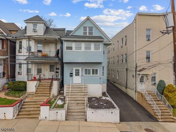 102 Grant St, Passaic, NJ 07055