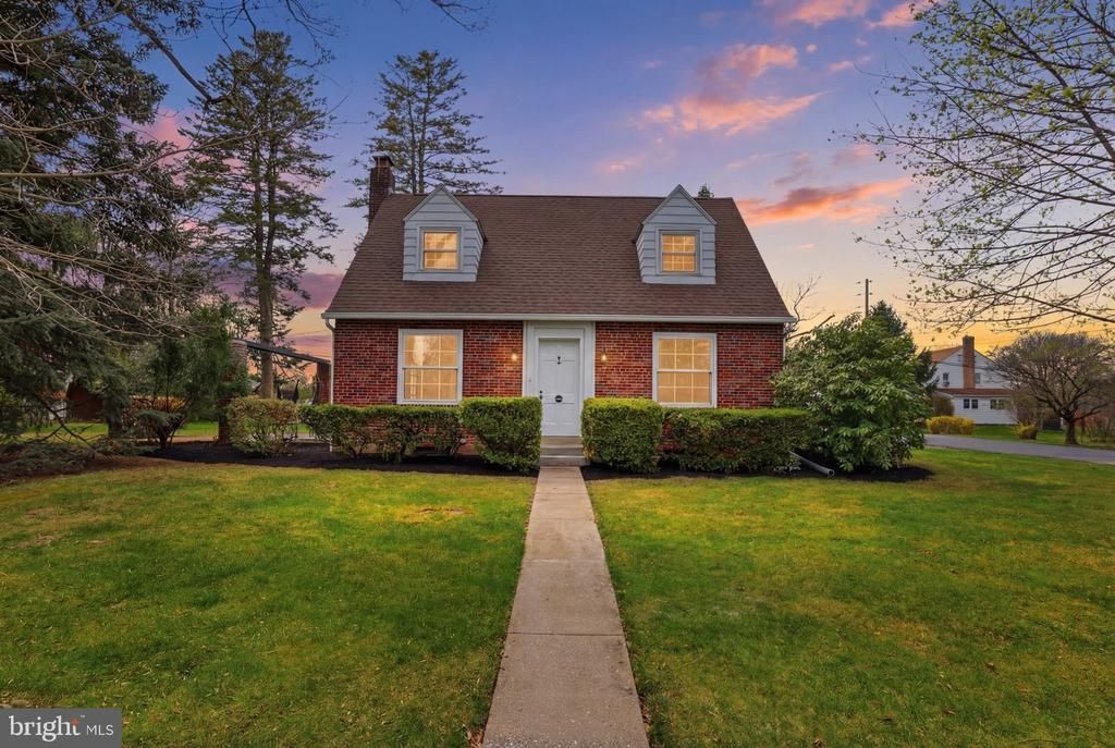 120 Maple Road, Harrisburg, PA 17109 Main Photo