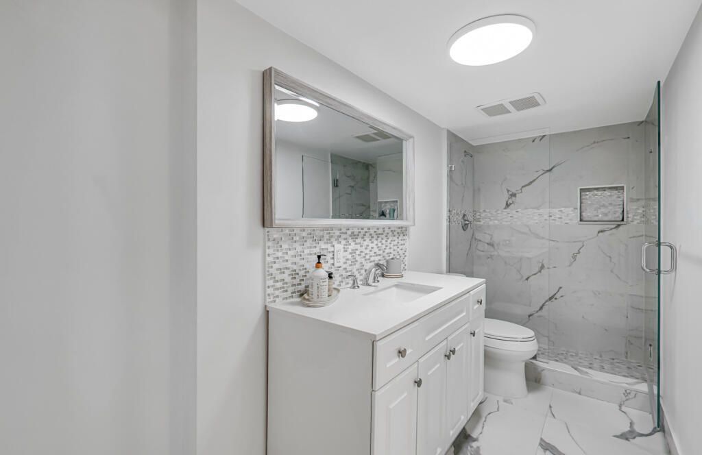 5600 N Flagler Drive, West Palm Beach, FL 33407 Photo