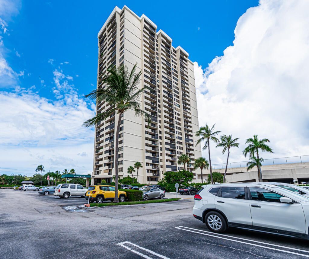 5600 N Flagler Drive, West Palm Beach, FL 33407 Photo