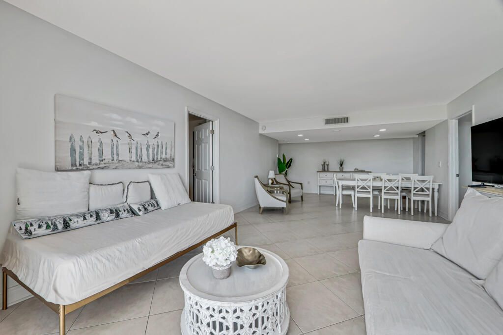 5600 N Flagler Drive, West Palm Beach, FL 33407 Photo