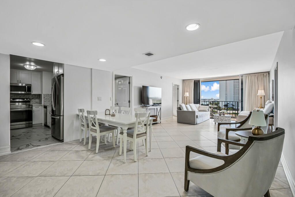 5600 N Flagler Drive, West Palm Beach, FL 33407 Photo