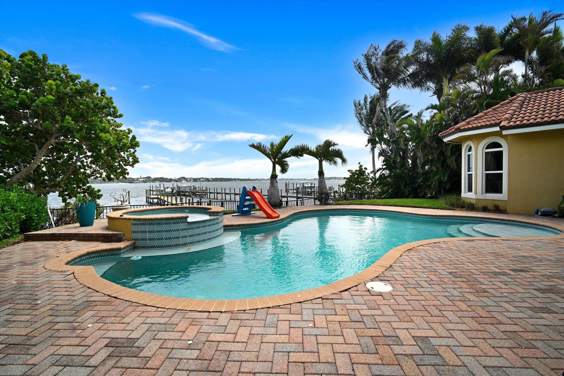 881 SE Saint Lucie Boulevard, Stuart, FL 34996 Photo
