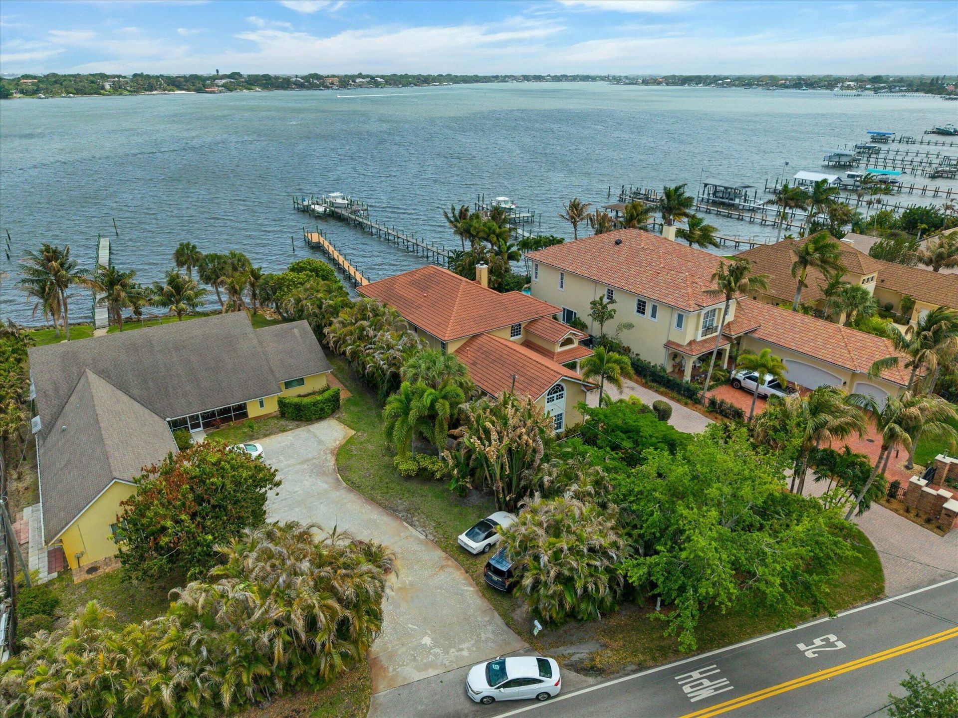 881 SE Saint Lucie Boulevard, Stuart, FL 34996 Photo