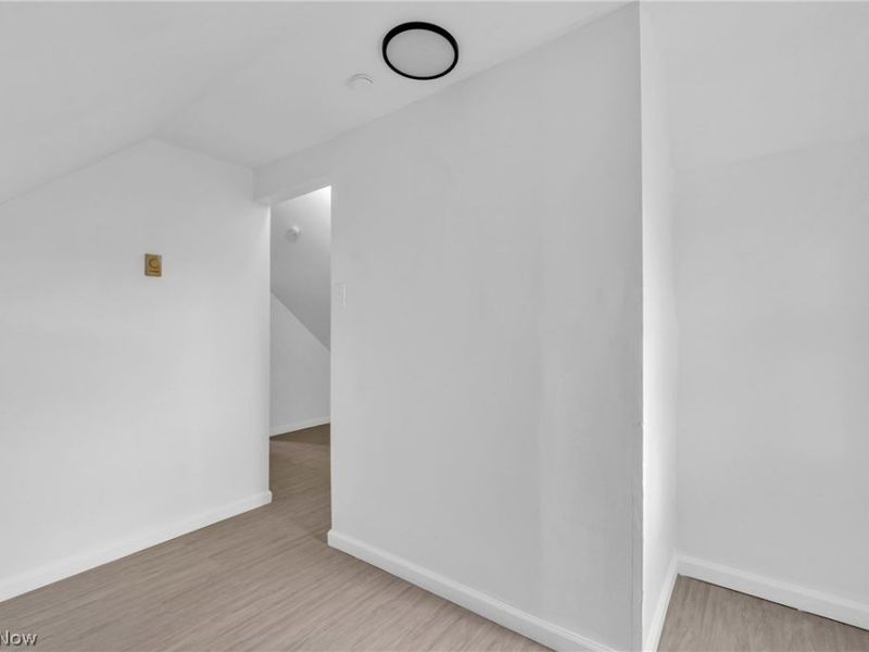 3038 E 125th Street, Cleveland, OH 44120 Photo 34