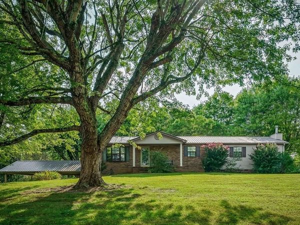 1058 Mcgregor Ln, Cookeville, TN 38501