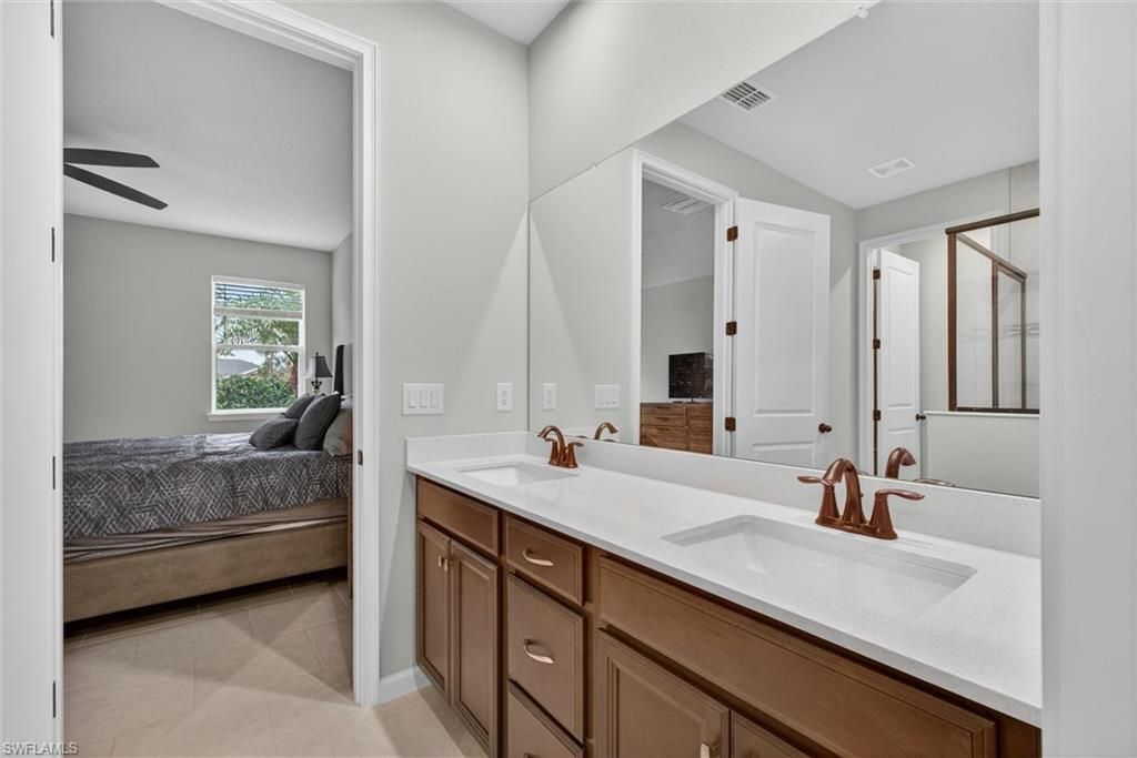 10371 Bonavie Cove Dr, Fort Myers, FL 33966 Photo