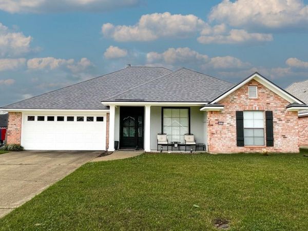 1035 Cressmont Street , Bossier City, LA 71111