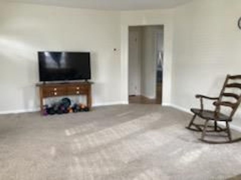 1512 Horlacher Avenue, Kettering, OH 45420 Photo 4