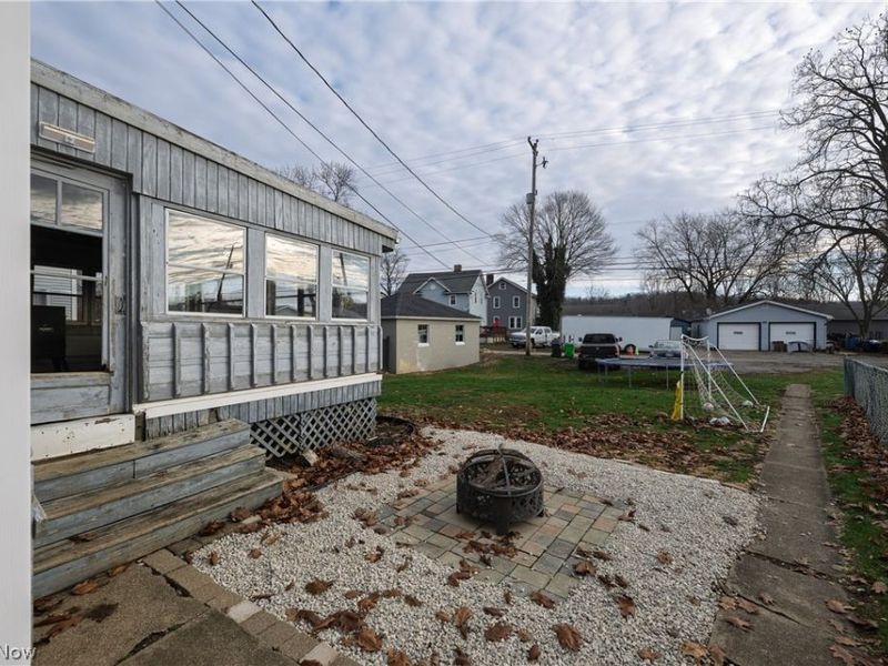 627 N Wooster Avenue, Strasburg, OH 44680 Photo 6