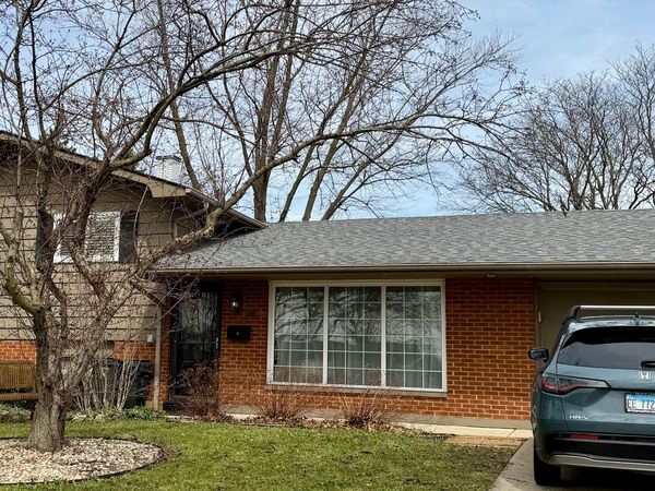 1885 N Newport Road, Hoffman Estates, IL 60169