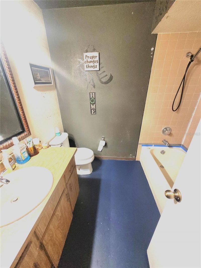 5203 Presidential Street , Seffner, FL 33584 Photo