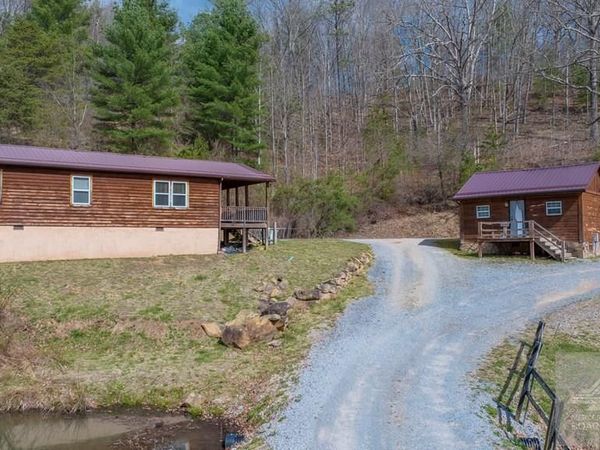 280 Hidden Path Rd, Bluefield, WV 24701